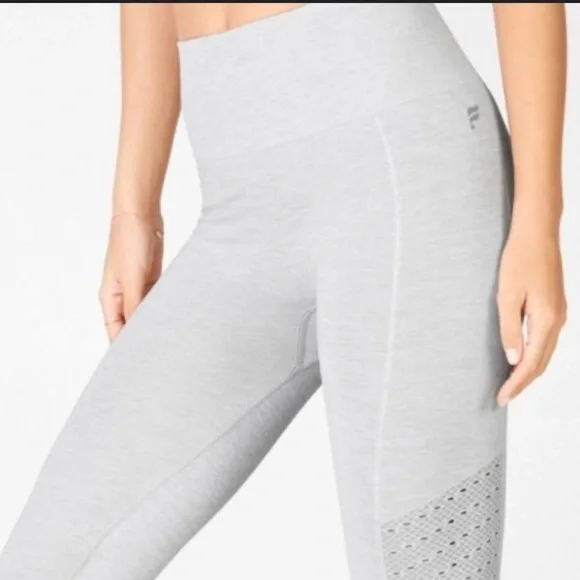 Fabletics Eco Sync High-Waisted Perforated 7/8 Legging Light Gray Heather - Picture 4 of 10